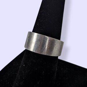 (2/$20) V. Silver Tone Band Ring